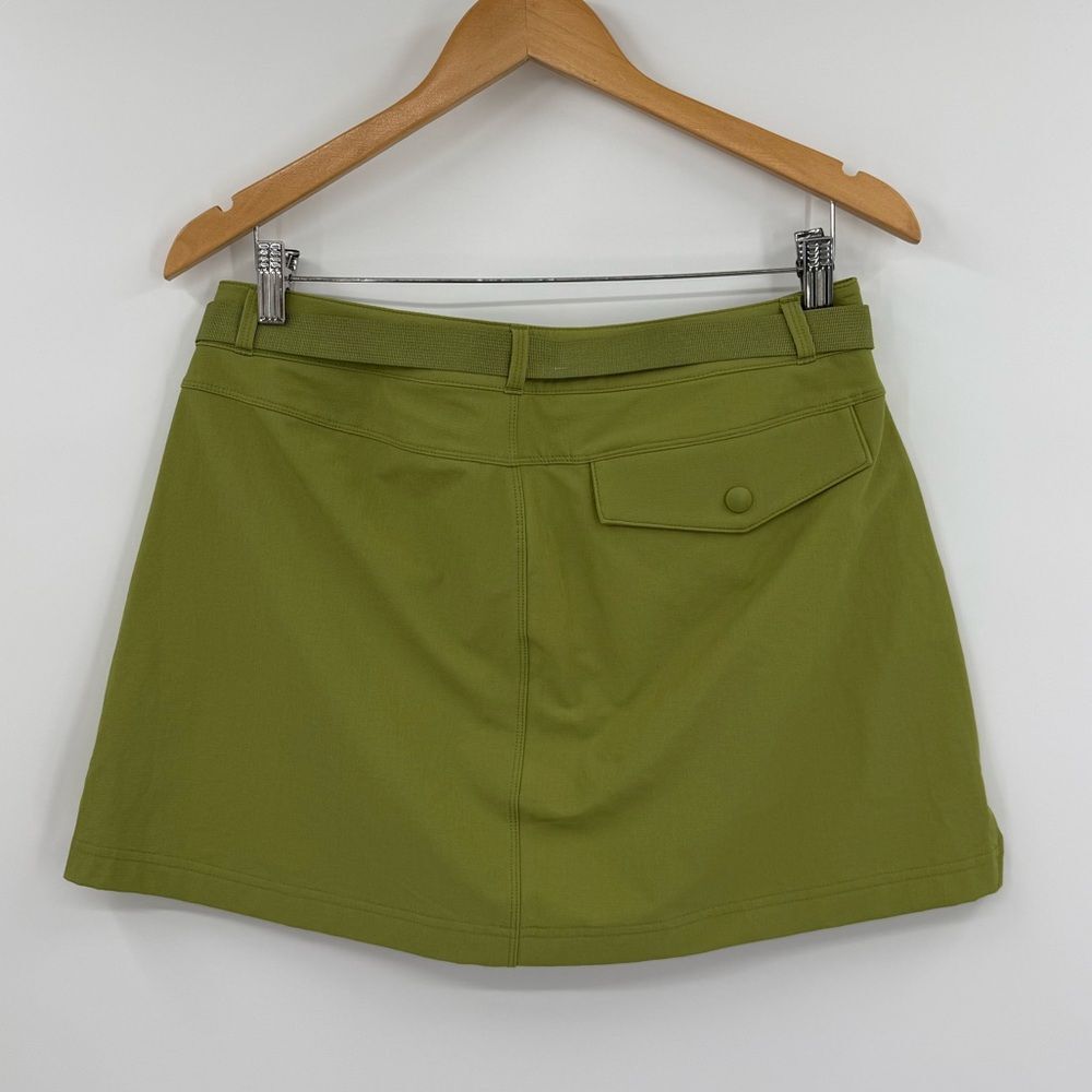 Outdoor Voices Olive and Cream Colorblock Active Skirt with Belt - Picture 4 of 8
